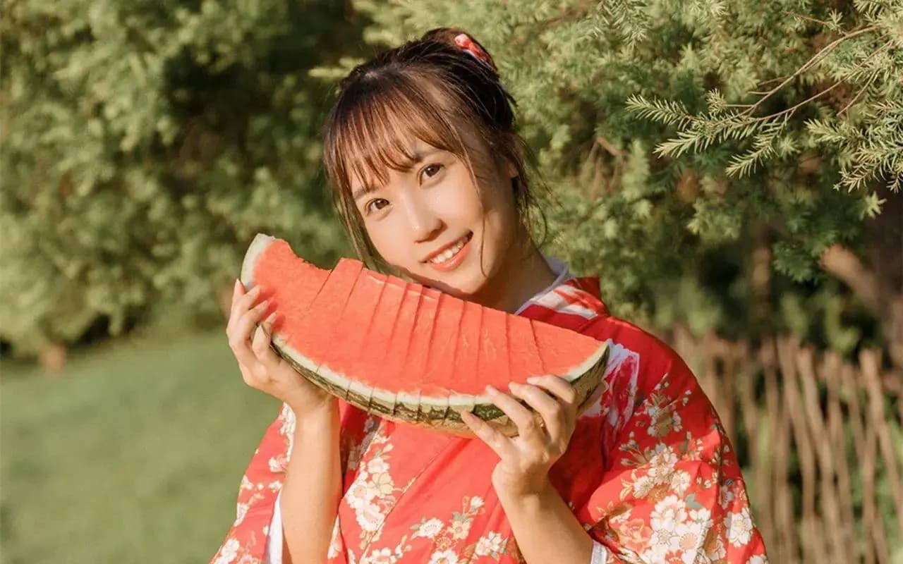 吃瓜群QQ群大揭秘：娱乐圈3大震撼大瓜，吃瓜群众都快疯了！