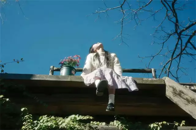 吃瓜群qq群免费：她从小透明到顶级流量的逆袭之路，背后隐藏的8个秘密